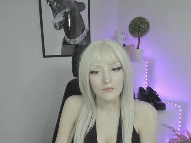 DreamNIKA live cam on BongaCams