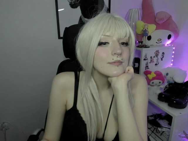 DreamNIKA live cam on BongaCams