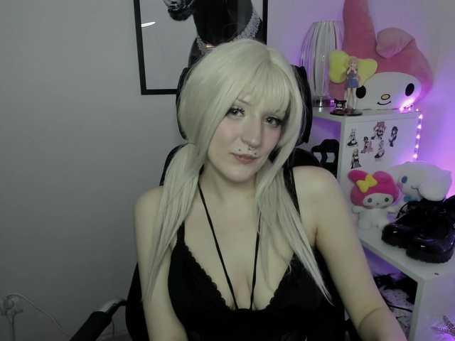 DreamNIKA live cam on BongaCams