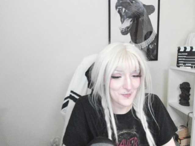 DreamNIKA live cam on BongaCams