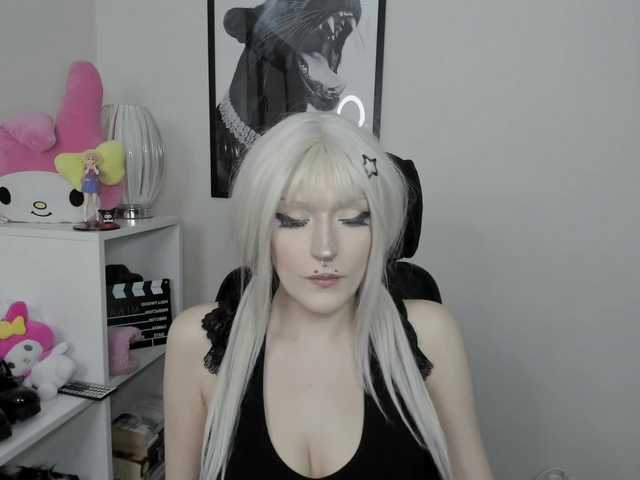 DreamNIKA live cam on BongaCams