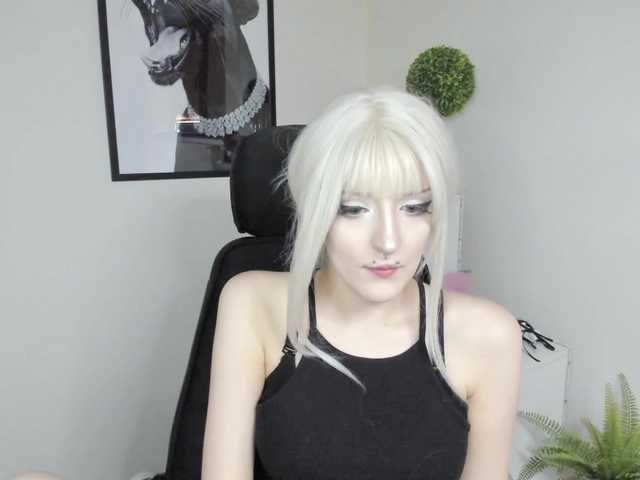 DreamNIKA live cam on BongaCams