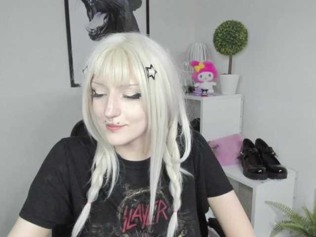 DreamNIKA live cam on BongaCams