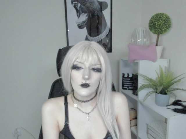 dreamnika live sex show