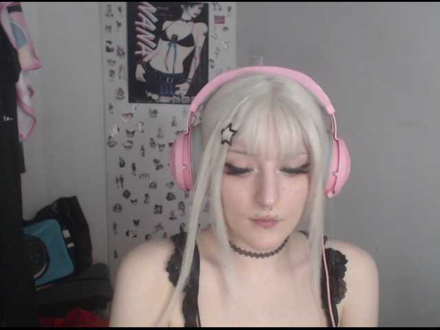 DreamNIKA live cam on BongaCams