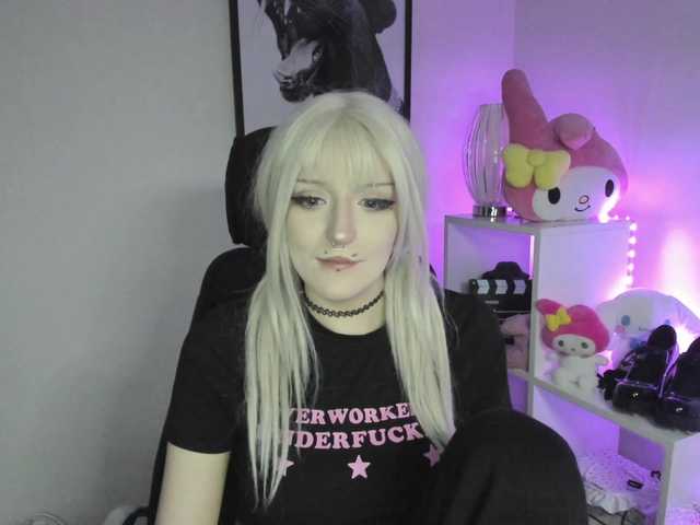DreamNIKA live cam on BongaCams