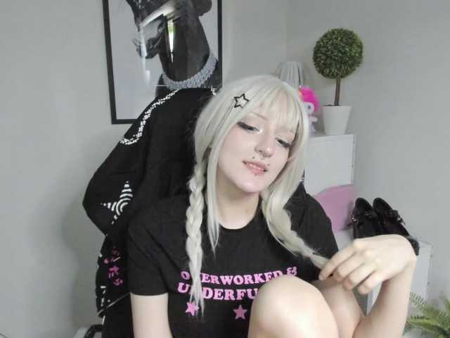DreamNIKA live cam on BongaCams