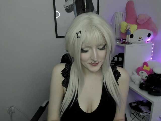 DreamNIKA live cam on BongaCams
