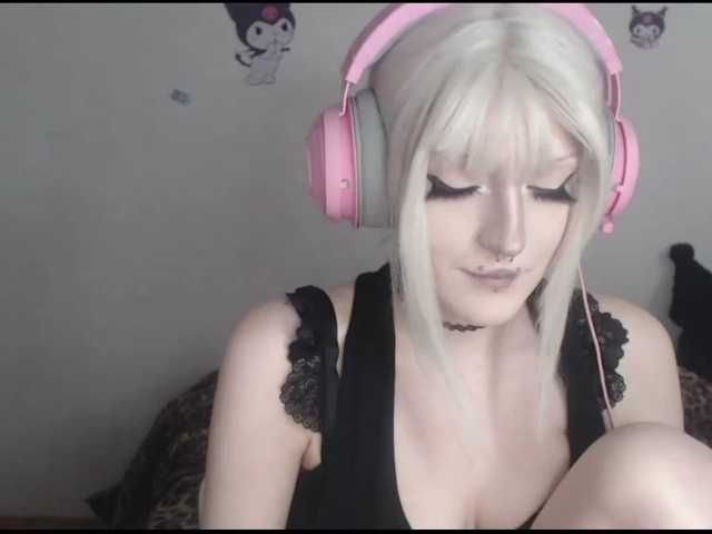 DreamNIKA live cam on BongaCams