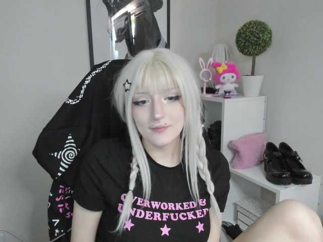 DreamNIKA live cam on BongaCams