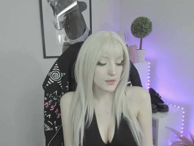 DreamNIKA live cam on BongaCams