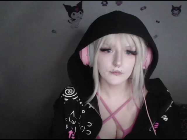 DreamNIKA live cam on BongaCams
