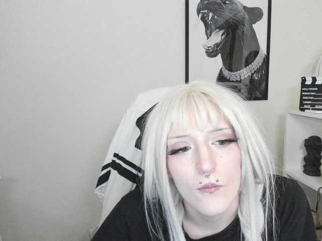 DreamNIKA live cam on BongaCams