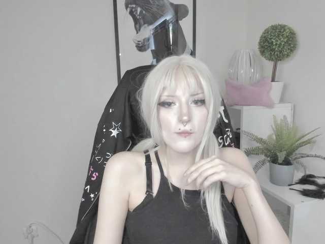 DreamNIKA live cam on BongaCams