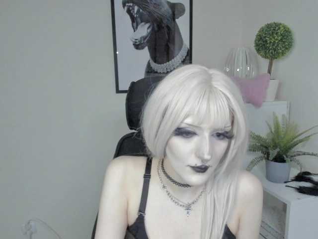 DreamNIKA live cam on BongaCams