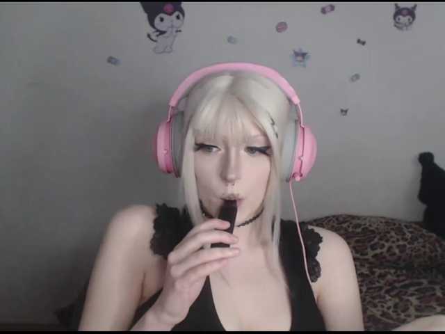 DreamNIKA live cam on BongaCams