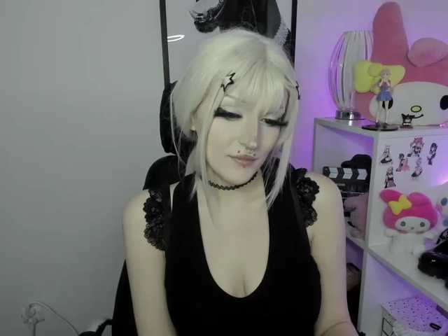 DreamNIKA live cam on BongaCams