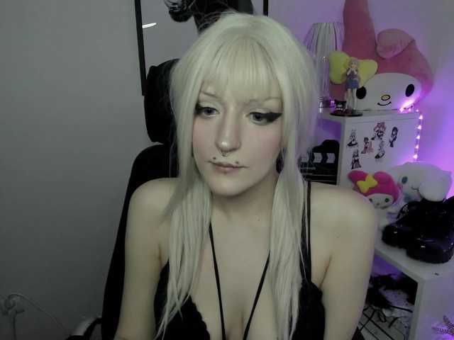 DreamNIKA live cam on BongaCams