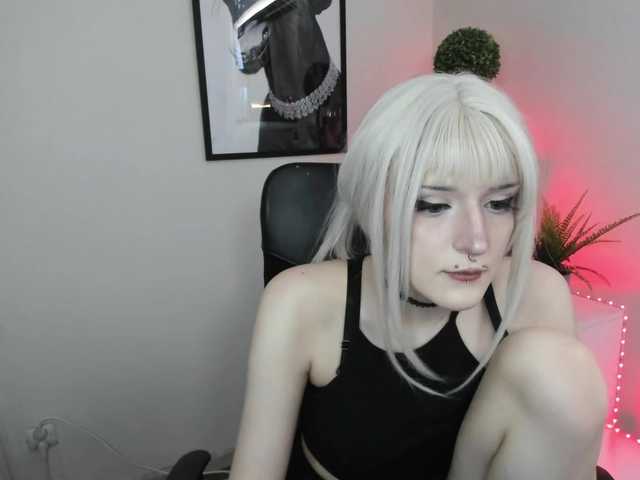 DreamNIKA live cam on BongaCams