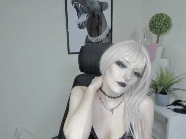 DreamNIKA live cam on BongaCams