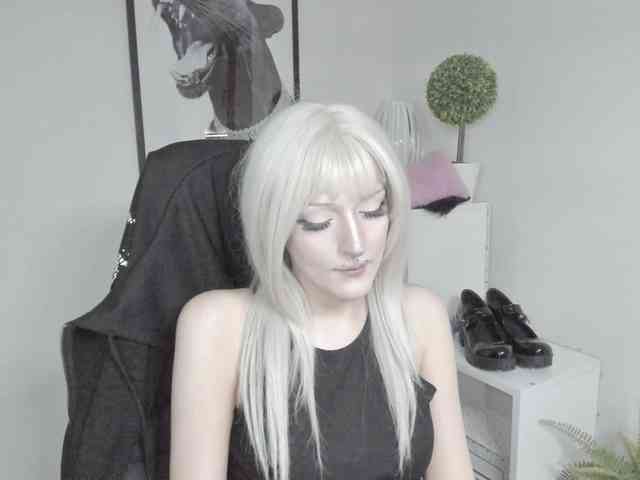 Model: DreamNIKA