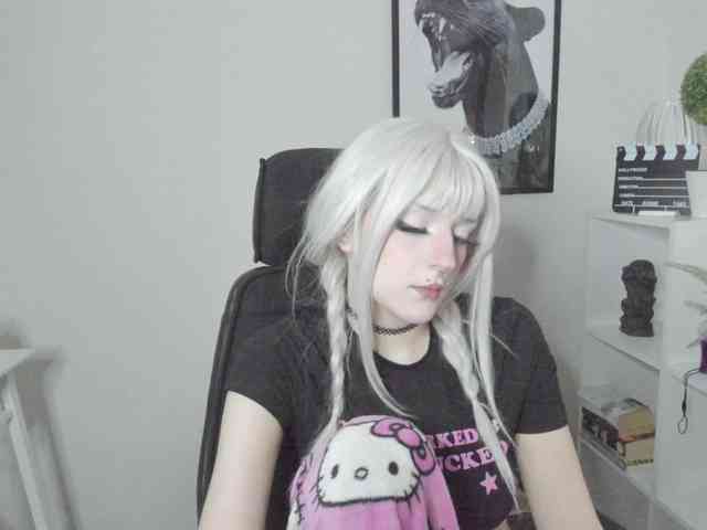 Model: DreamNIKA