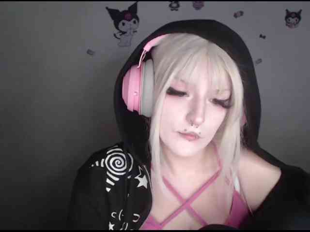 Model: DreamNIKA