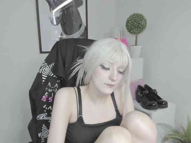 Model: DreamNIKA