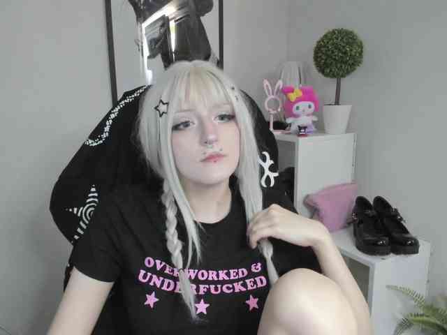 Model: DreamNIKA