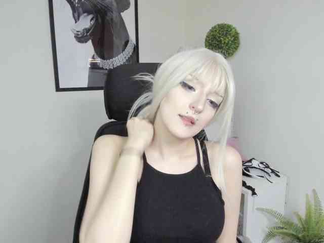 DreamNIKA - Girl 