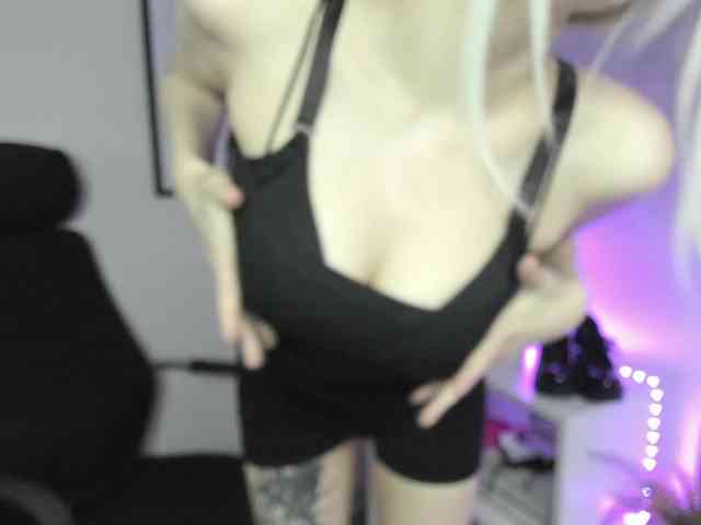 DreamNIKA webcam