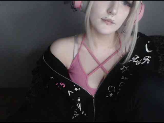 Model: DreamNIKA