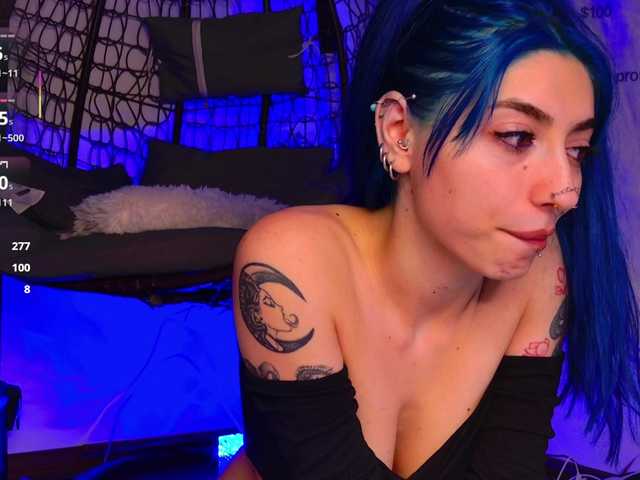 AriaVoss live cam on BongaCams