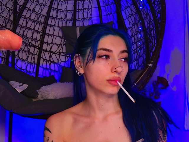 AriaVoss live cam on BongaCams