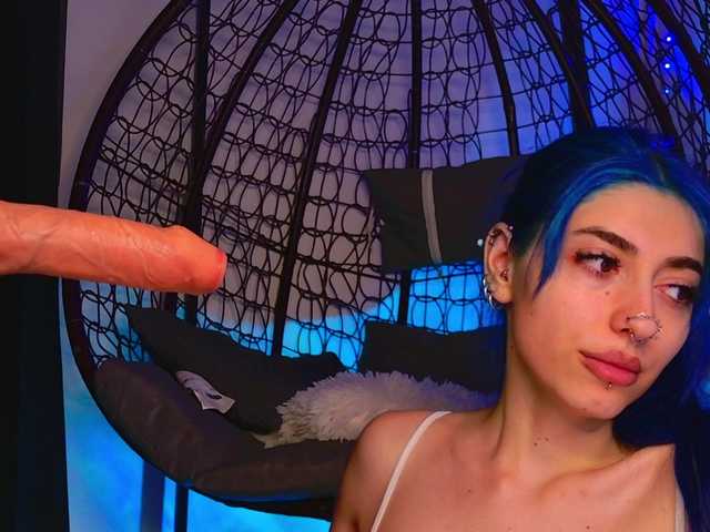 AriaVoss live cam on BongaCams