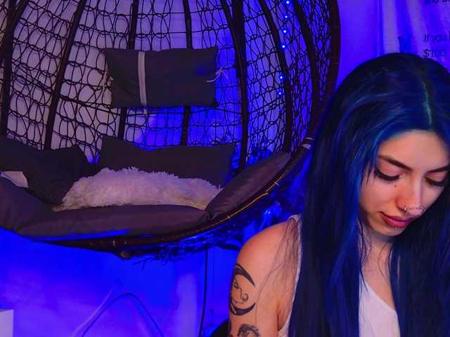 AriaVoss live cam on BongaCams