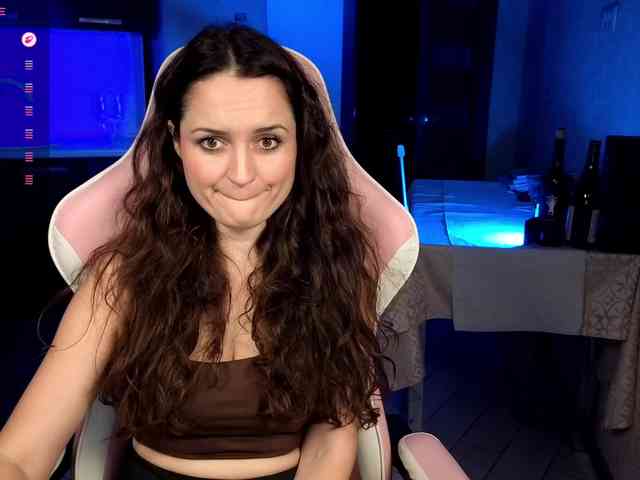 milana_booty webcam