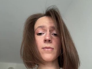 EllieTonee