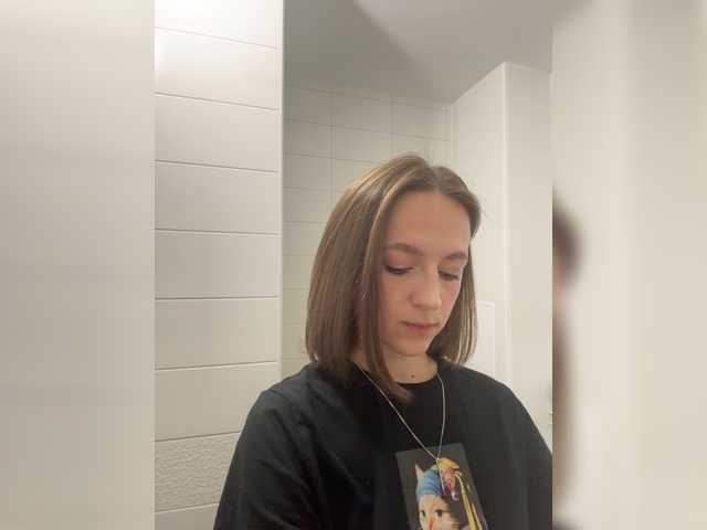 EllieTonee live cam on BongaCams