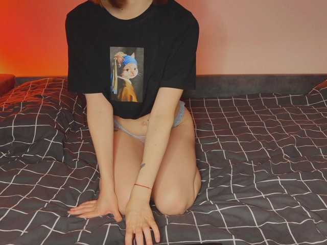 EllieTonee live cam on BongaCams
