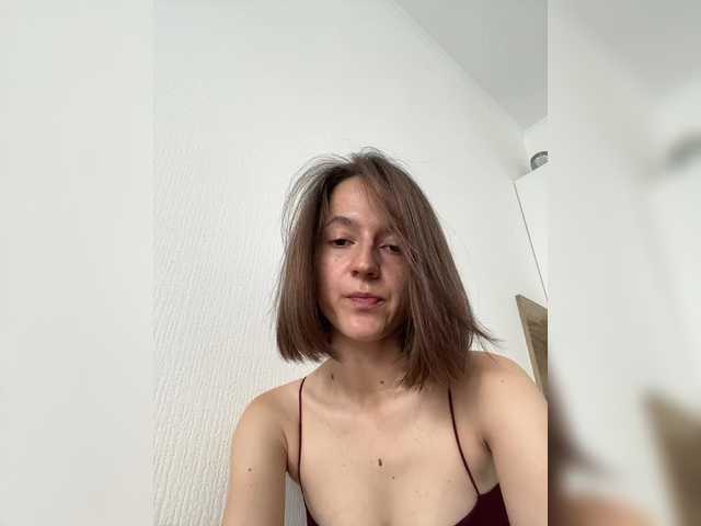 EllieTonee