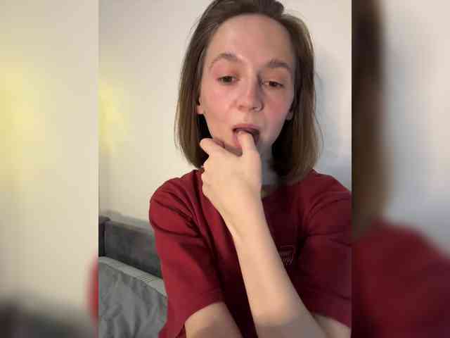 EllieTonee Sex Cam Show