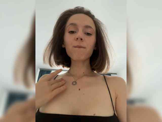 EllieTonee Sex Cam Show