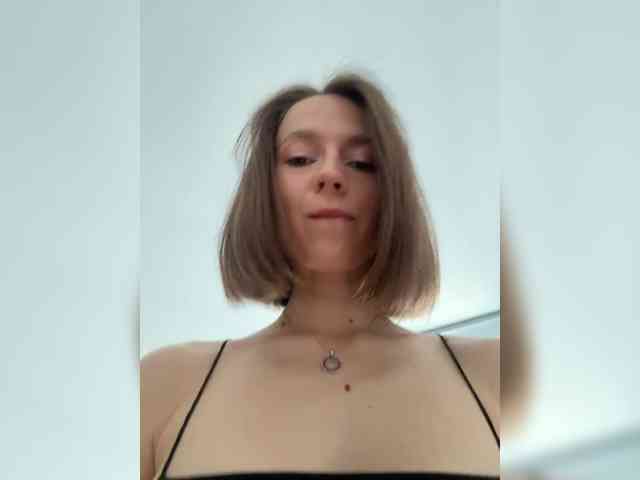 EllieTonee Sex Cam Show