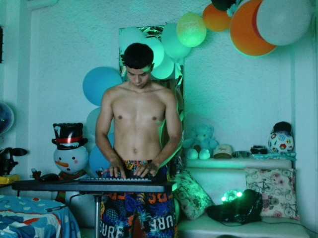 alexander-cr live cam