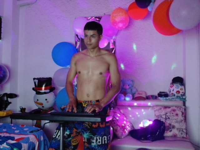 alexander-cr live cam