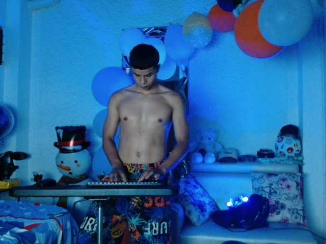alexander-cr live cam