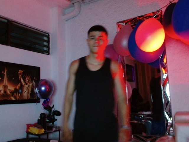 Alexander-cr, 20 y/o - Live Cam on BongaCams