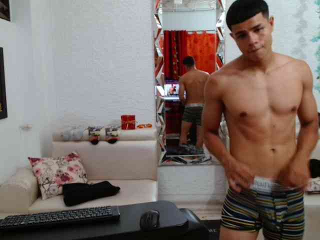 alexander-cr Sex Cam Show