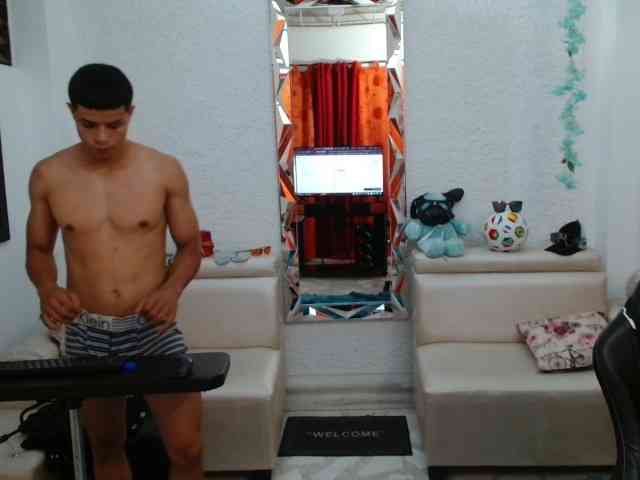 alexander-cr Sex Cam Show